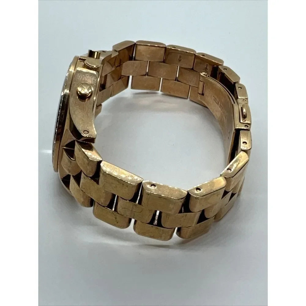 Marc Jacobs Henry MBM3118 Womens Stainless Steel Analog Dial Quartz Watch JNA711